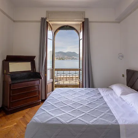 Apartment Prestige Lakeview Historic Center Stresa